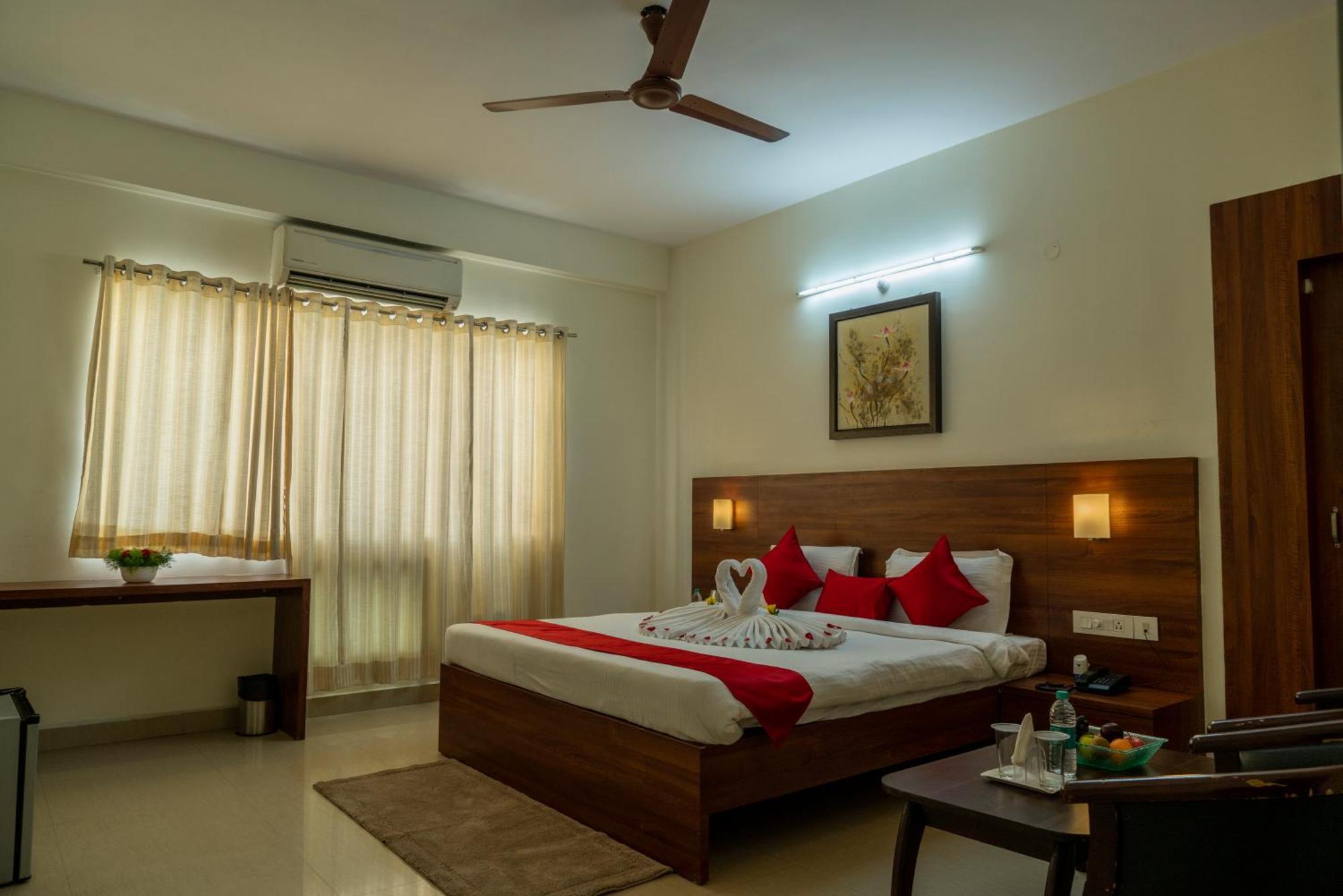 Hotel Krrish Inn - Ameerpet, Hyderabad Eksteriør bilde