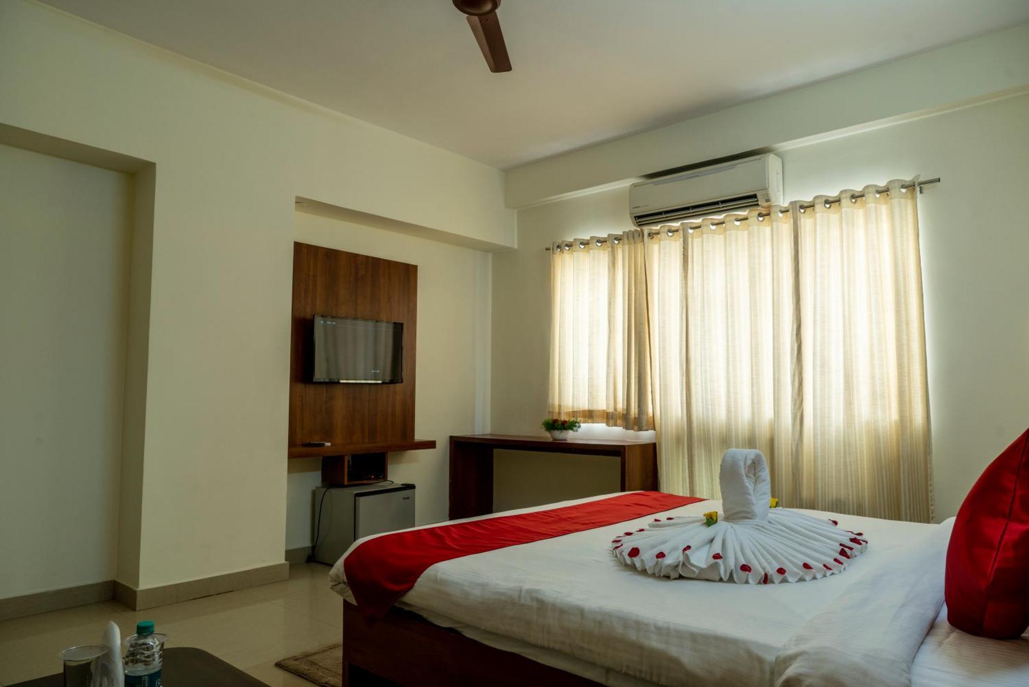 Hotel Krrish Inn - Ameerpet, Hyderabad Eksteriør bilde